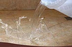 循化漏水维修 免砸砖防水材料该如何施工